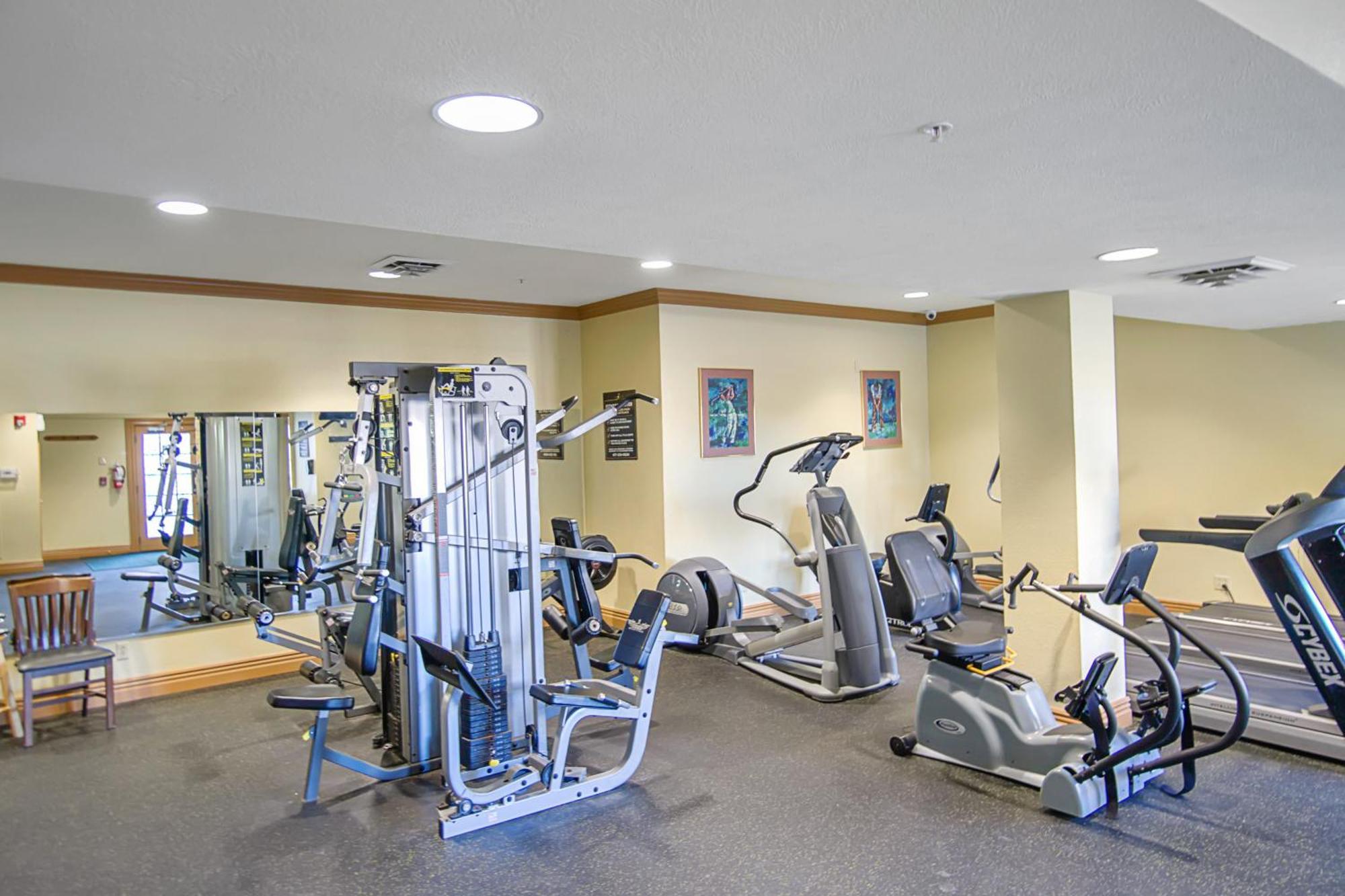 Lofty Retreat & Paradise Pointe Branson Room photo