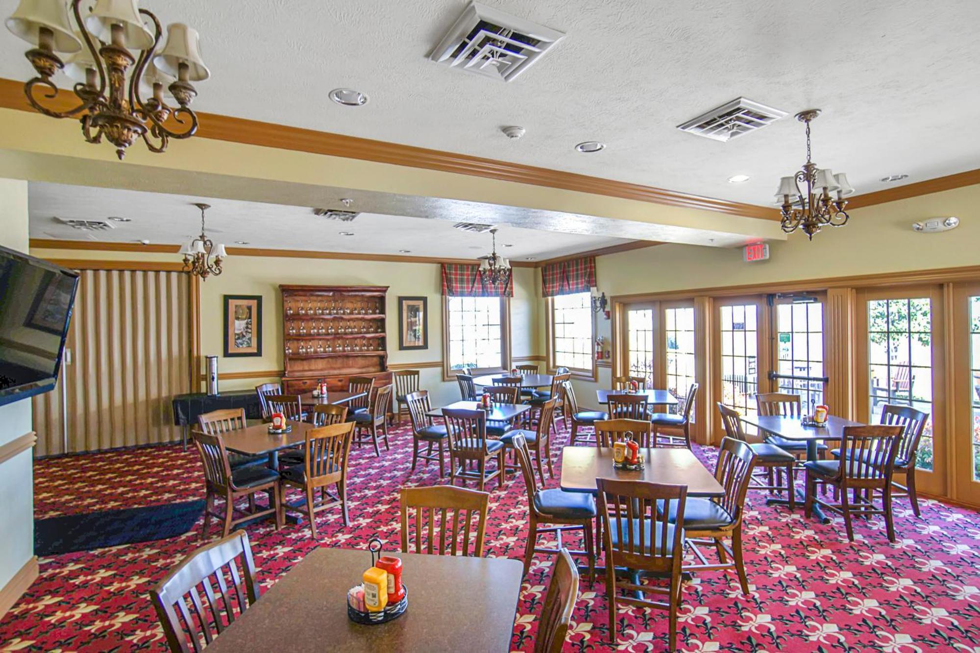 Lofty Retreat & Paradise Pointe Branson Room photo