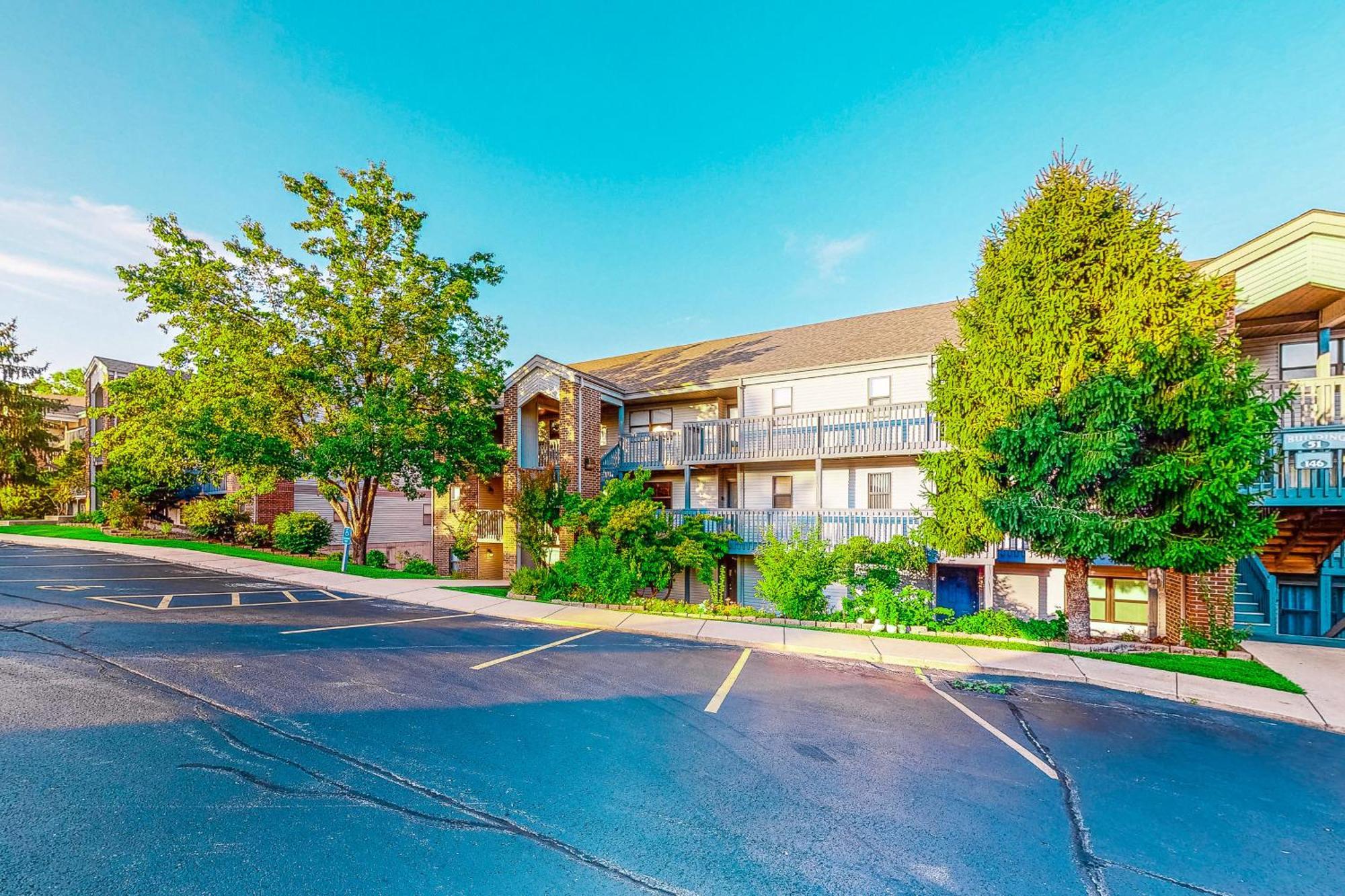 Lofty Retreat & Paradise Pointe Branson Exterior photo